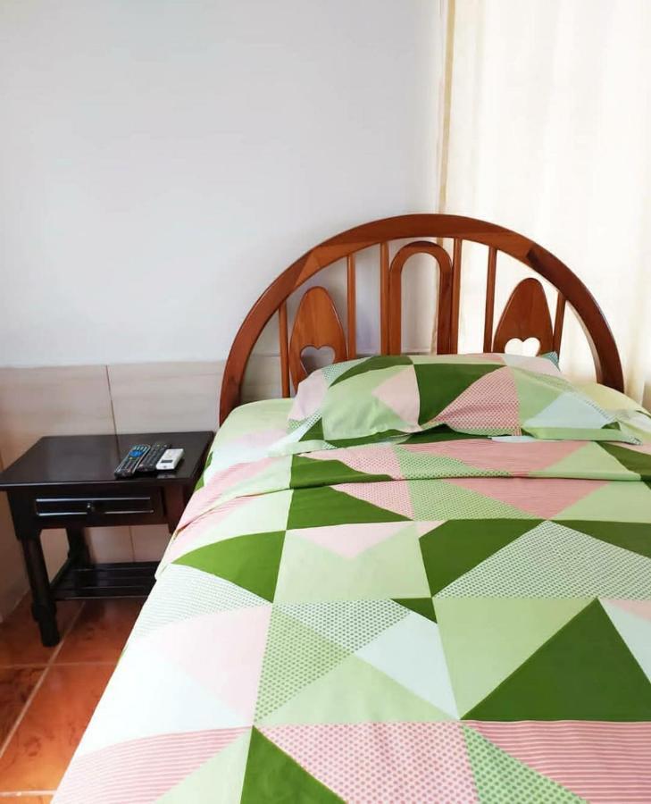 Hostal Los Flamencos Puerto Villamil Buitenkant foto