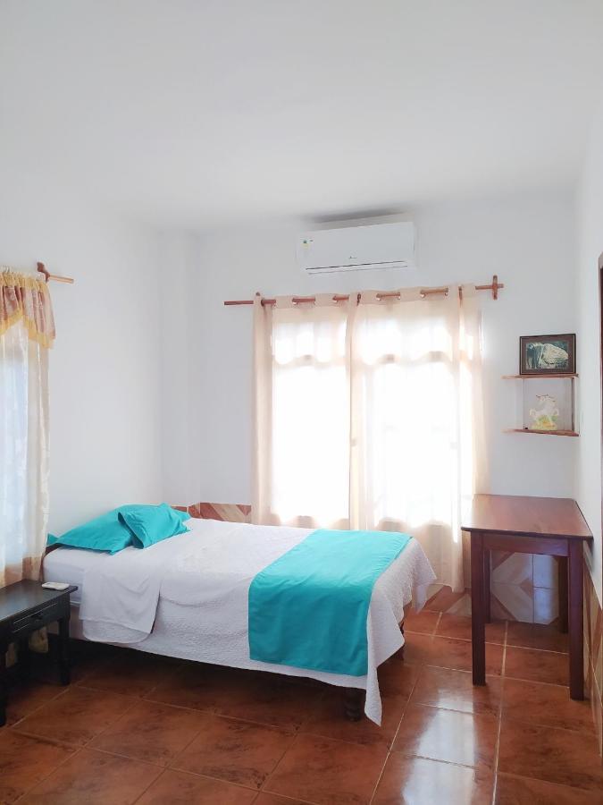 Hostal Los Flamencos Puerto Villamil Buitenkant foto