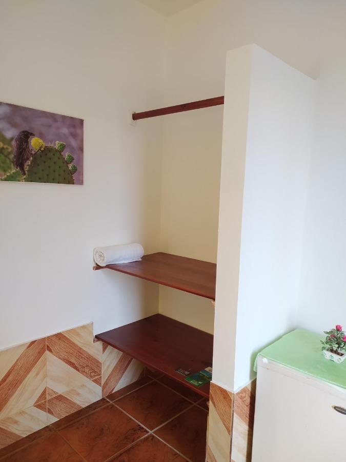 Hostal Los Flamencos Puerto Villamil Buitenkant foto