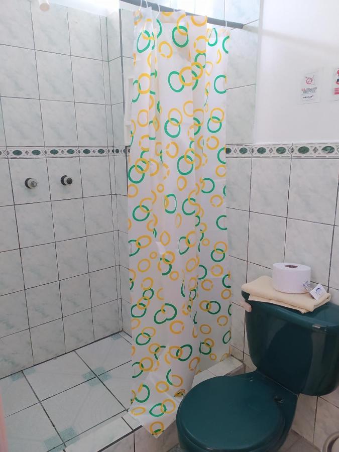 Hostal Los Flamencos Puerto Villamil Buitenkant foto